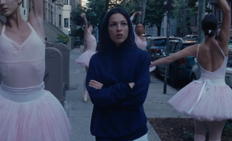 13곡 전곡 빌보드 차트인의 주인공, Olivia Rodrigo